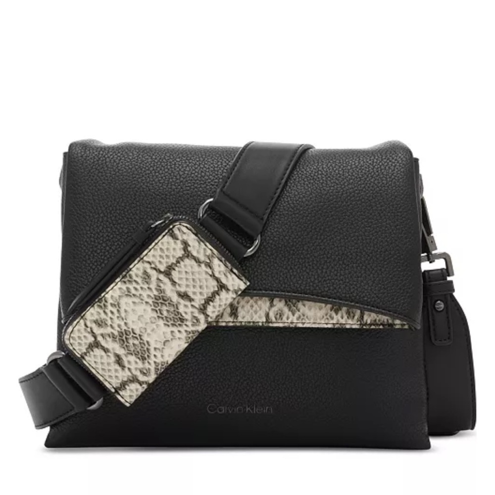 NEW CALVIN KLEIN CHROME ADJUSTABLE GLAP CROSSBODY WITH ZIPPER POUCH BLACK/SNAKE